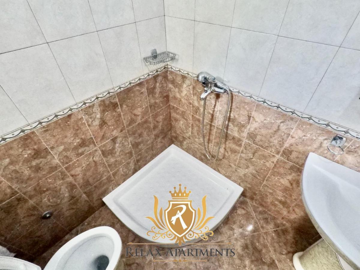 Paradise Palm Beach Apartment in Sarande Bagian luar foto