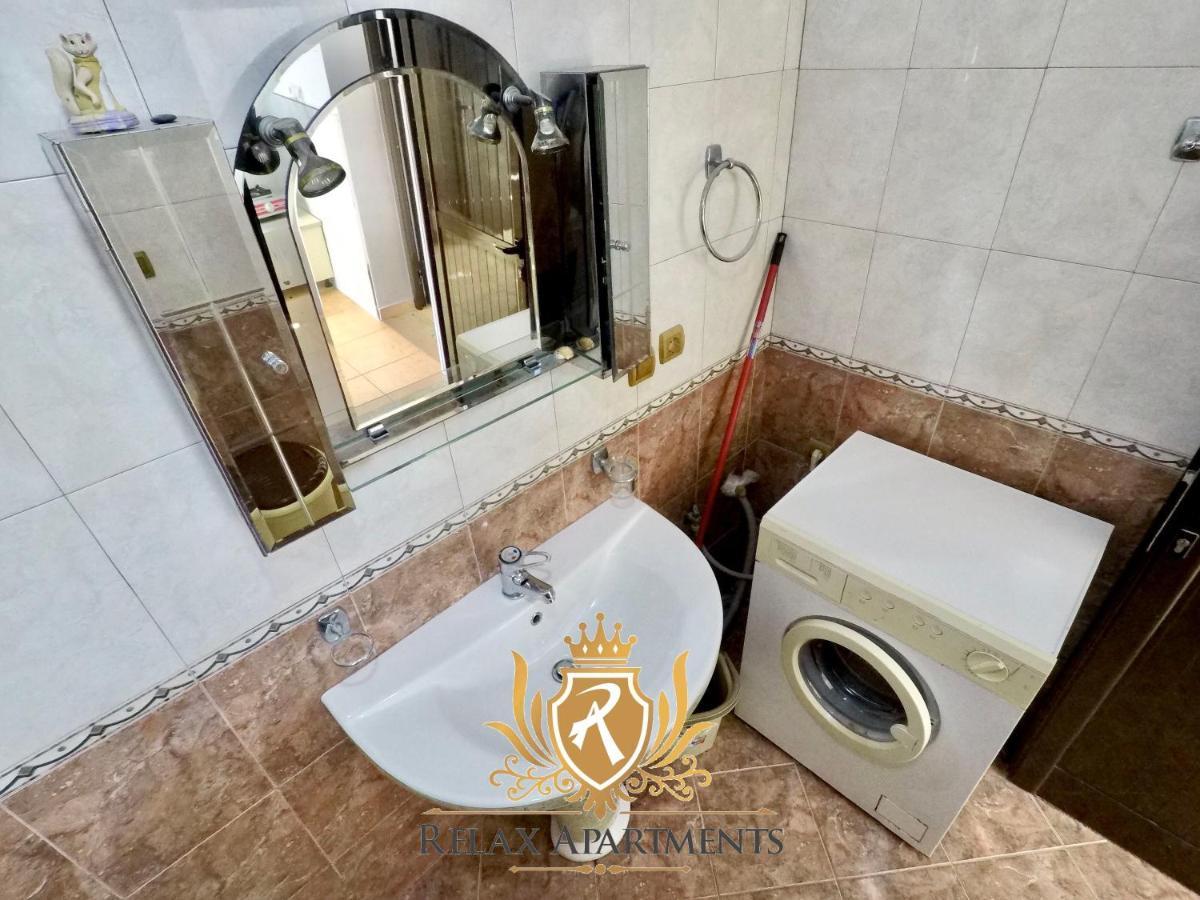 Paradise Palm Beach Apartment in Sarande Bagian luar foto